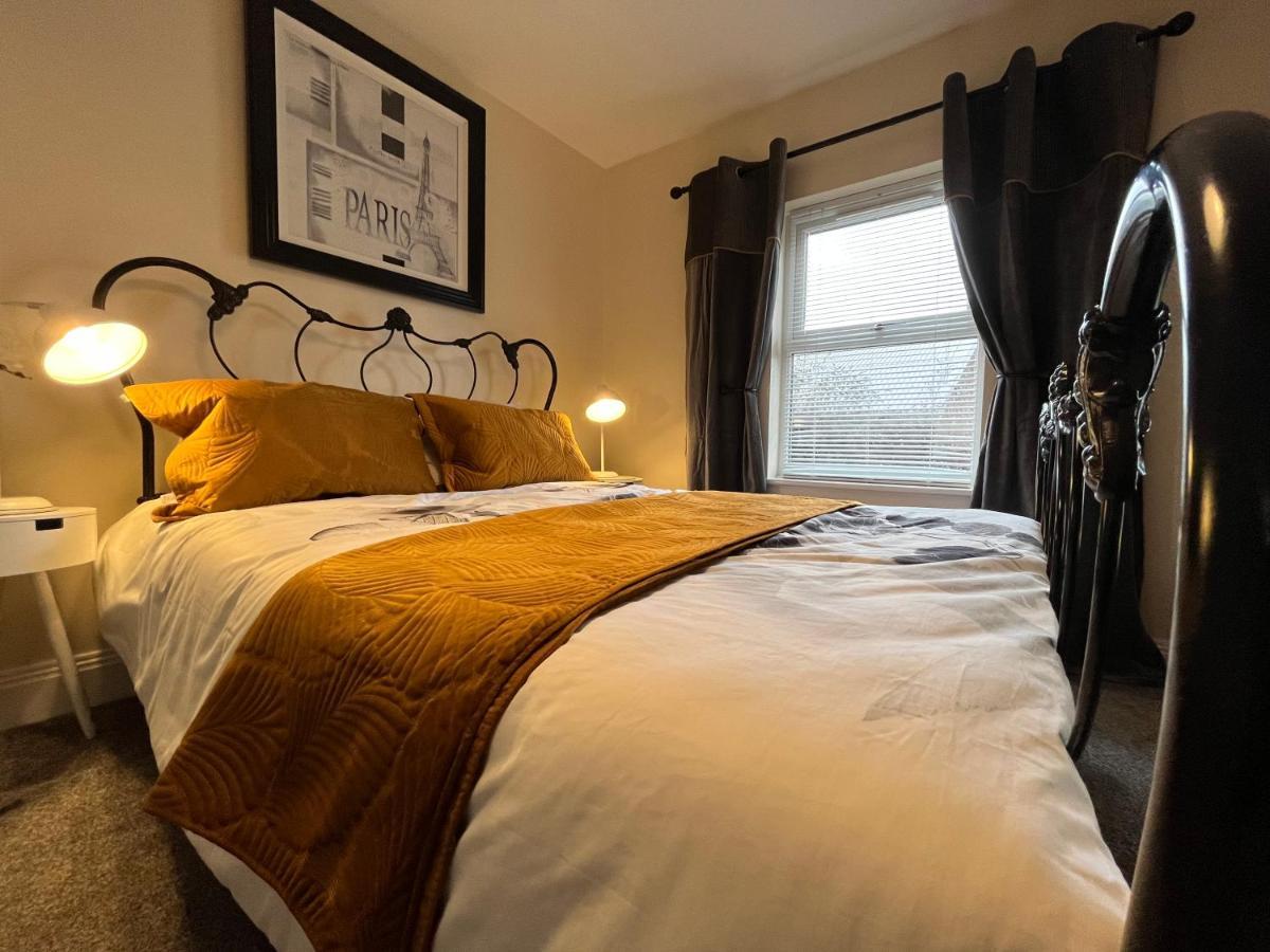 York Centre 2 Bedroom Renovated Flat, 8 Escrick Street Exteriör bild